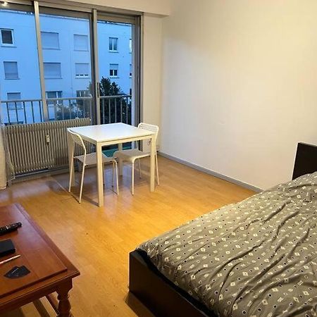 Studio A 2 Minutes De La Gare Apartment Mulhouse Ngoại thất bức ảnh